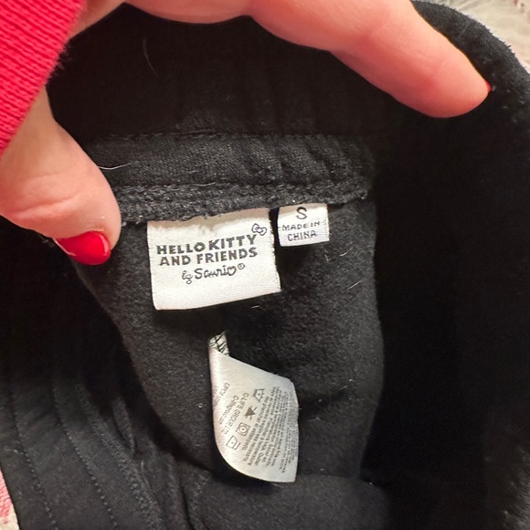 Hello Kitty Black Apparel - Picture 4 of 4